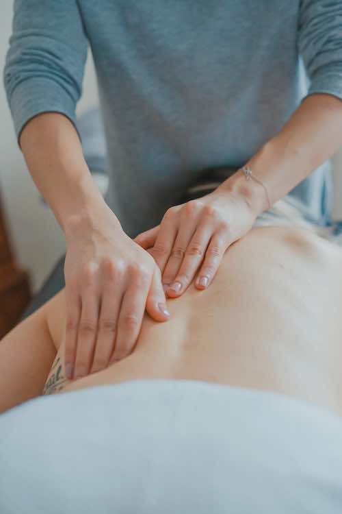 30 minute full body massage at Westelbeers by trained physiotherapist